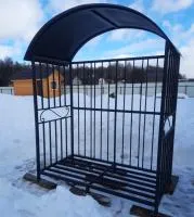 Дровник уличный